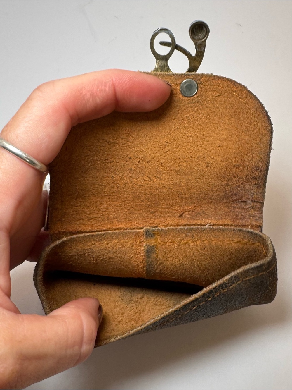 Vintage Distressed Brown Leather Belt Pouch Utility Bag w/ Swing Arm Clasp - Picture 8 of 8
